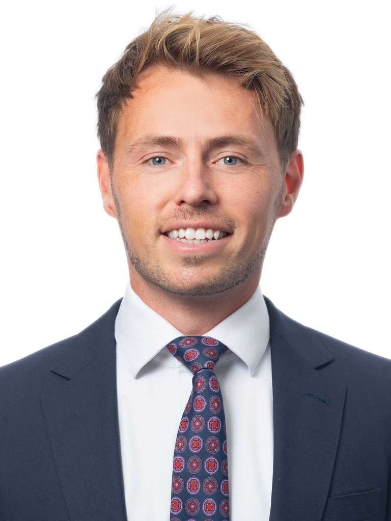 Benja Arnott