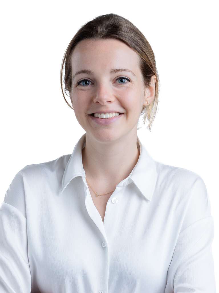 Image of Laura
